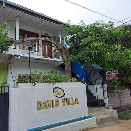 David Villa Anuradhapura Bagian luar foto