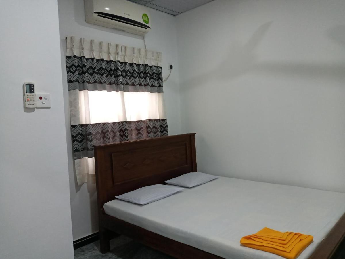 David Villa Anuradhapura Ruang foto