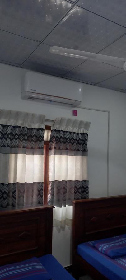 David Villa Anuradhapura Bagian luar foto