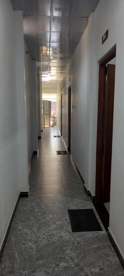 David Villa Anuradhapura Bagian luar foto